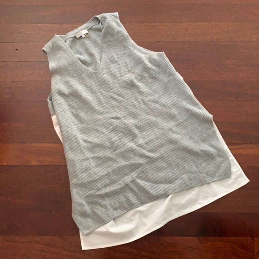 1.State Knit and Cotton V Neck Sweater Sleeveless Top
